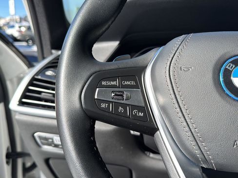 Used 2022 BMW X5 xDrive45e w/ Executive Package image 18