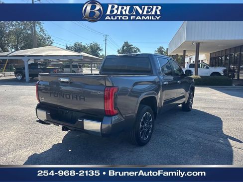Used 2024 Toyota Tundra Limited image 5