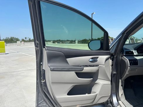 Used 2016 Honda Odyssey EX-L image 20