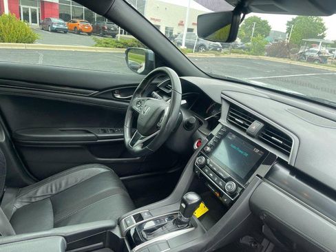 Used 2020 Honda Civic Sport Touring image 2