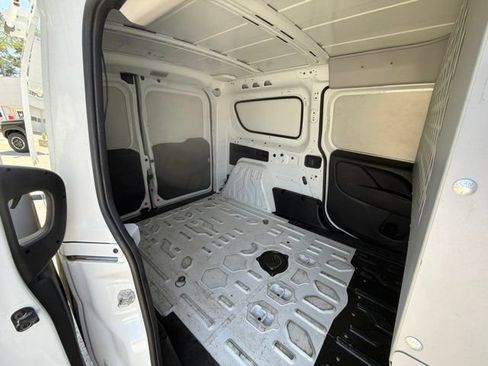Used 2021 RAM ProMaster City Tradesman FWD image 15