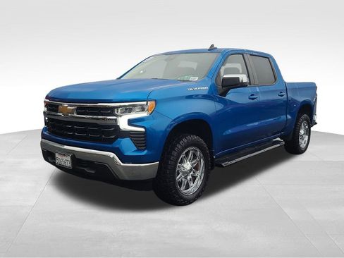 Used 2023 Chevrolet Silverado 1500 LT image 1