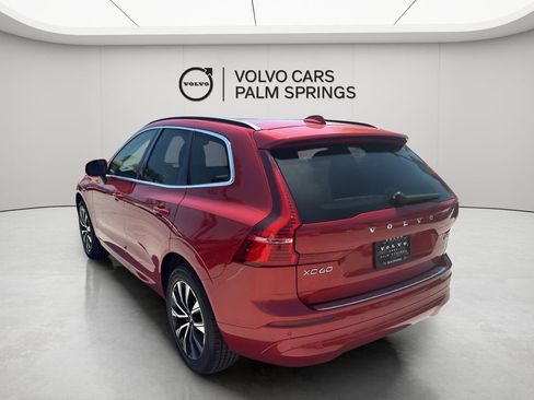 Used 2023 Volvo XC60 B5 Core w/ Climate Package image 5