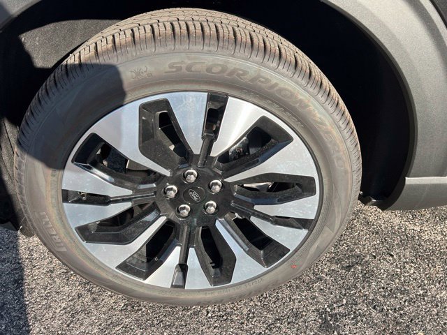 New 2027 Ford Explorer Platinum w/ LUX Leather Package AWD/4WD image 22
