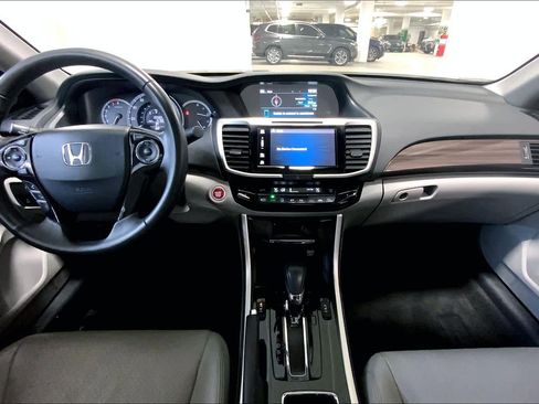 Used 2016 Honda Accord EX-L image 16