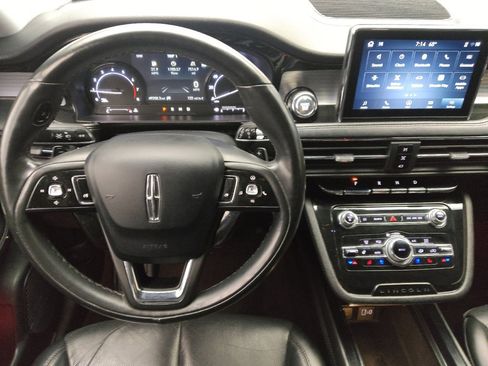 Used 2022 Lincoln Corsair AWD w/ Premium Package image 22