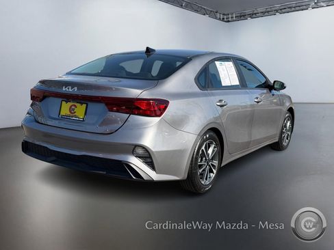 Used 2024 Kia Forte LXS image 4