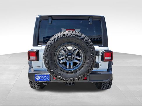 Used 2025 Jeep Wrangler Unlimited Sport AWD/4WD image 8