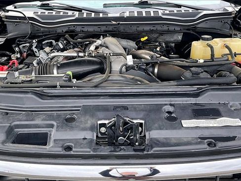 Used 2021 Ford F250 Lariat w/ Chrome Package image 33