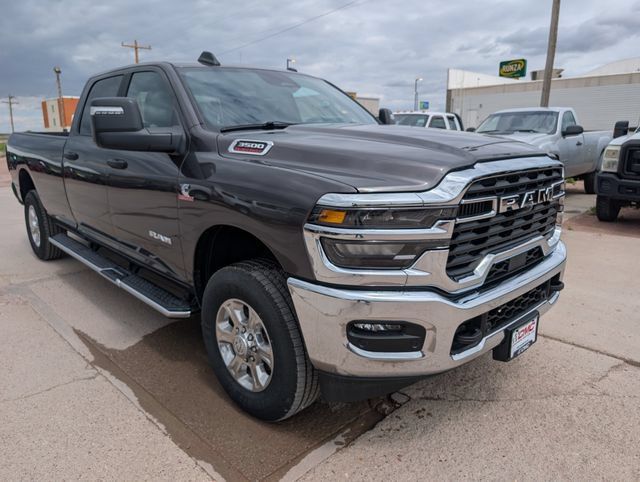 New 2026 RAM 3500 Big Horn AWD/4WD image 8