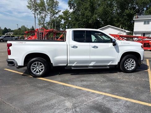 Used 2020 Chevrolet Silverado 1500 LTZ w/ LTZ Plus Package AWD/4WD image 2