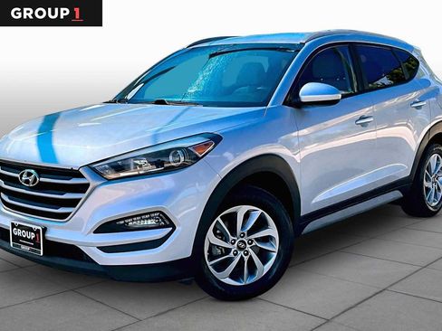 Used 2017 Hyundai Tucson SE AWD/4WD image 1
