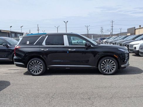 New 2025 Hyundai Palisade Calligraphy image 2