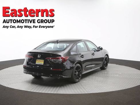 Used 2025 Honda Civic Sport image 40