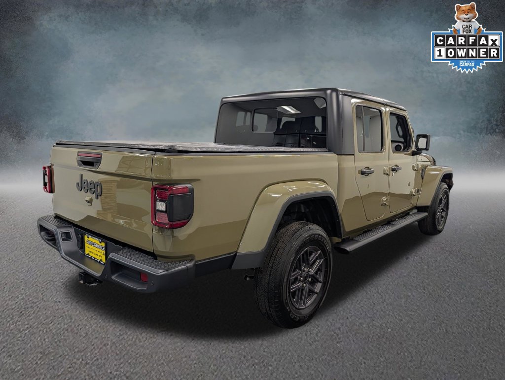 Used 2025 Jeep Gladiator Sport AWD/4WD image 4