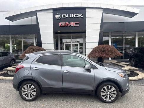 Used 2020 Buick Encore Preferred FWD image 25