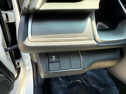 Used 2017 Honda Civic EX-L image 20