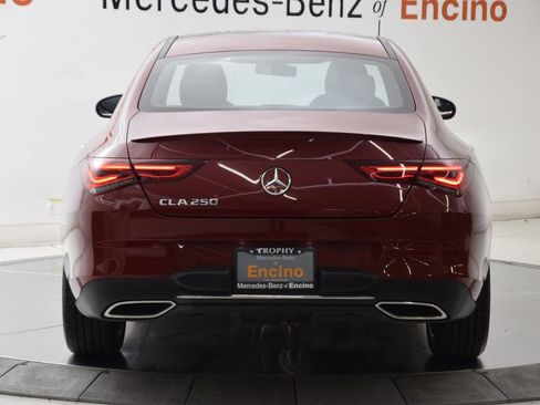 Used 2023 Mercedes-Benz CLA 250 image 5