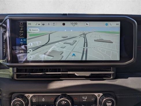 Used 2024 Jeep Gladiator Rubicon image 12