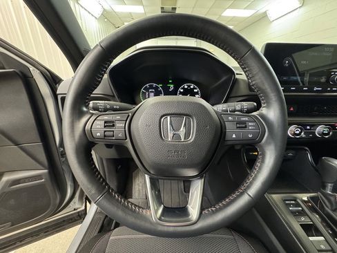 Used 2024 Honda CR-V Sport image 30