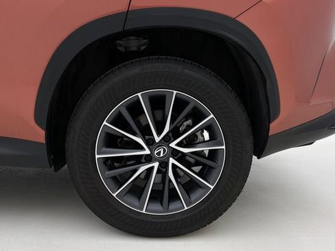 Certified 2025 Lexus NX 350 AWD w/ Accessory Package (2T) image 28