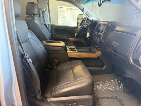 Used 2016 Chevrolet Silverado 2500 LTZ w/ LTZ Plus Package AWD/4WD image 19