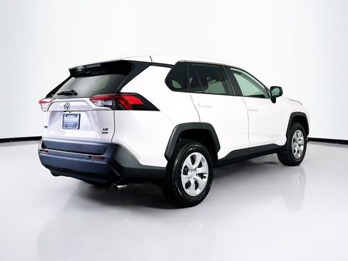 Used 2024 Toyota RAV4 LE image 9