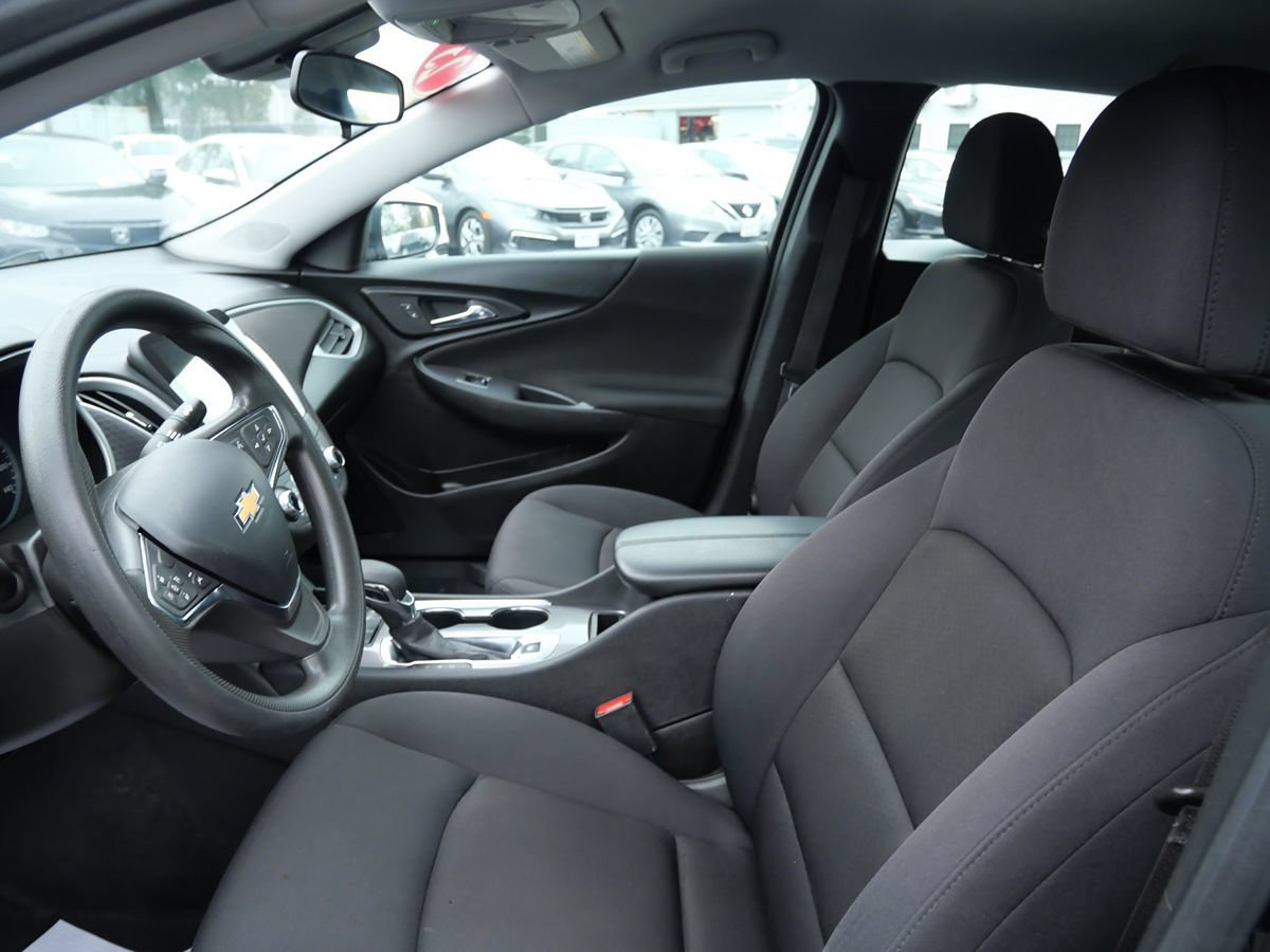 Used 2023 Chevrolet Malibu LT FWD image 10