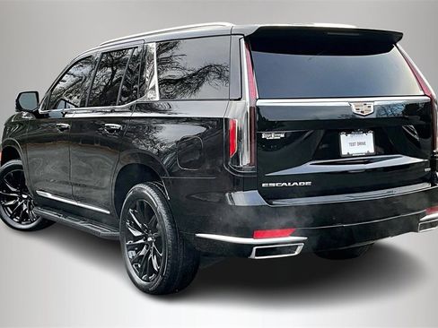 Certified 2021 Cadillac Escalade Premium Luxury image 5