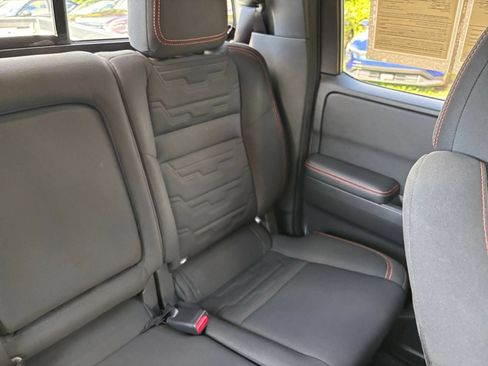 Used 2026 Nissan Frontier PRO-4X AWD/4WD image 32
