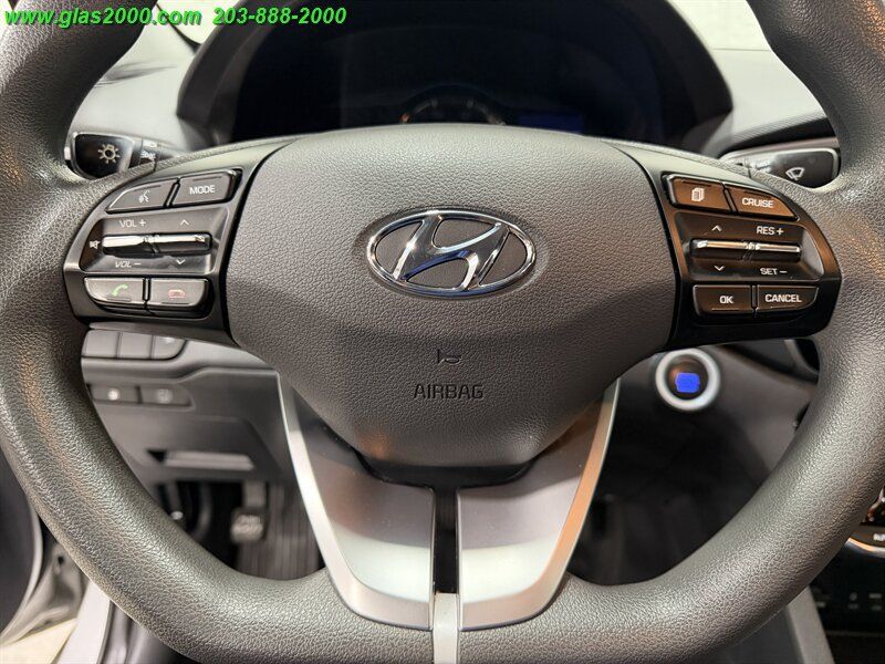 Used 2018 Hyundai Ioniq Blue FWD image 22
