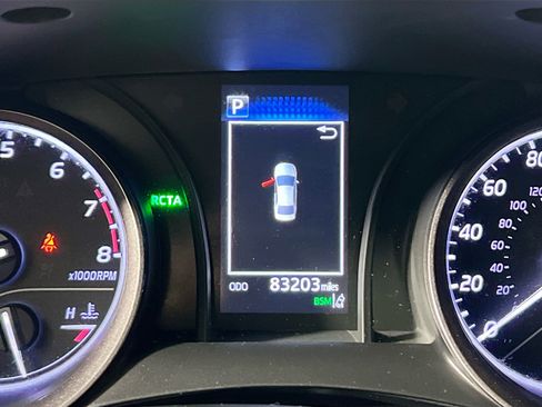 Used 2021 Toyota Camry SE w/ Convenience Package image 23