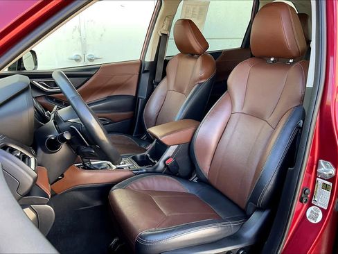 Used 2022 Subaru Forester Touring image 8