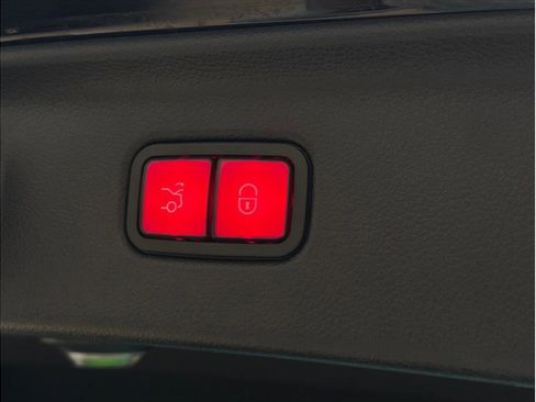 Used 2024 Mercedes-Benz S 580 4MATIC Sedan image 34