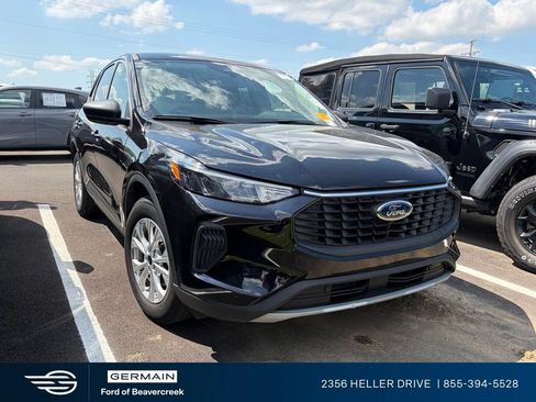 Certified 2024 Ford Escape Active w/ Cold Weather Package FWD image 1