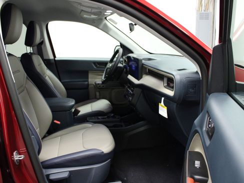 New 2026 Ford Maverick Lariat w/ 4K Tow Package image 16