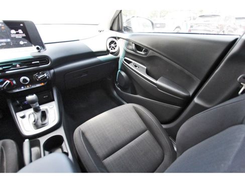 Used 2023 Hyundai Kona SEL w/ Cargo Package FWD image 12