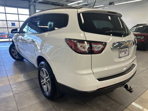 Used 2016 Chevrolet Traverse LT image 14