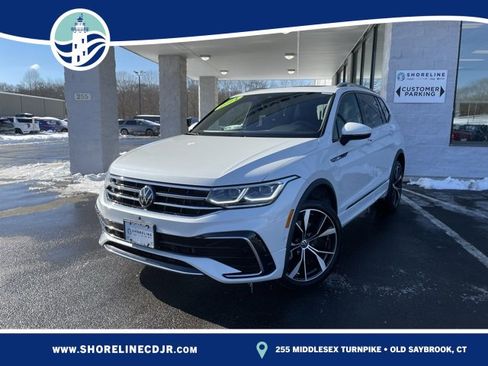 Used 2024 Volkswagen Tiguan SEL R-Line image 1