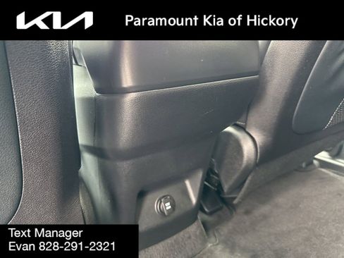 Used 2025 Kia Telluride EX FWD image 20