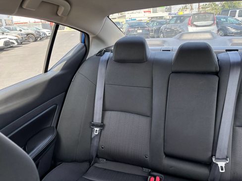 Used 2025 Nissan Altima 2.5 SV FWD image 35