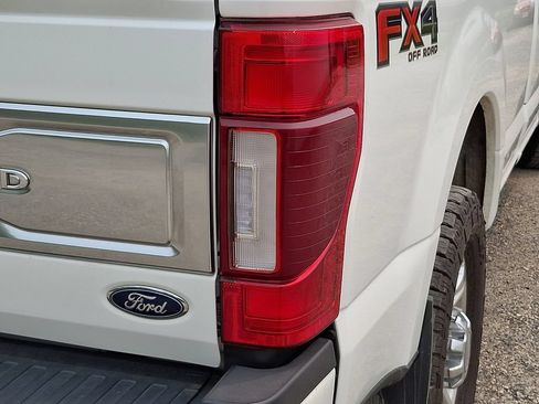 Used 2022 Ford F350 Limited w/ FX4 Off-Road Package AWD/4WD image 9