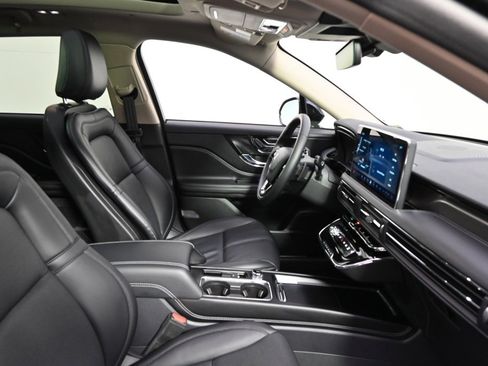 New 2025 Lincoln Corsair Reserve w/ Jet Appearance Package image 15