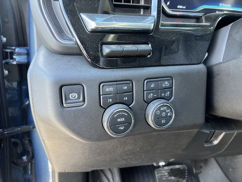 Certified 2025 Chevrolet Silverado 3500 LTZ w/ LTZ Premium Package image 16