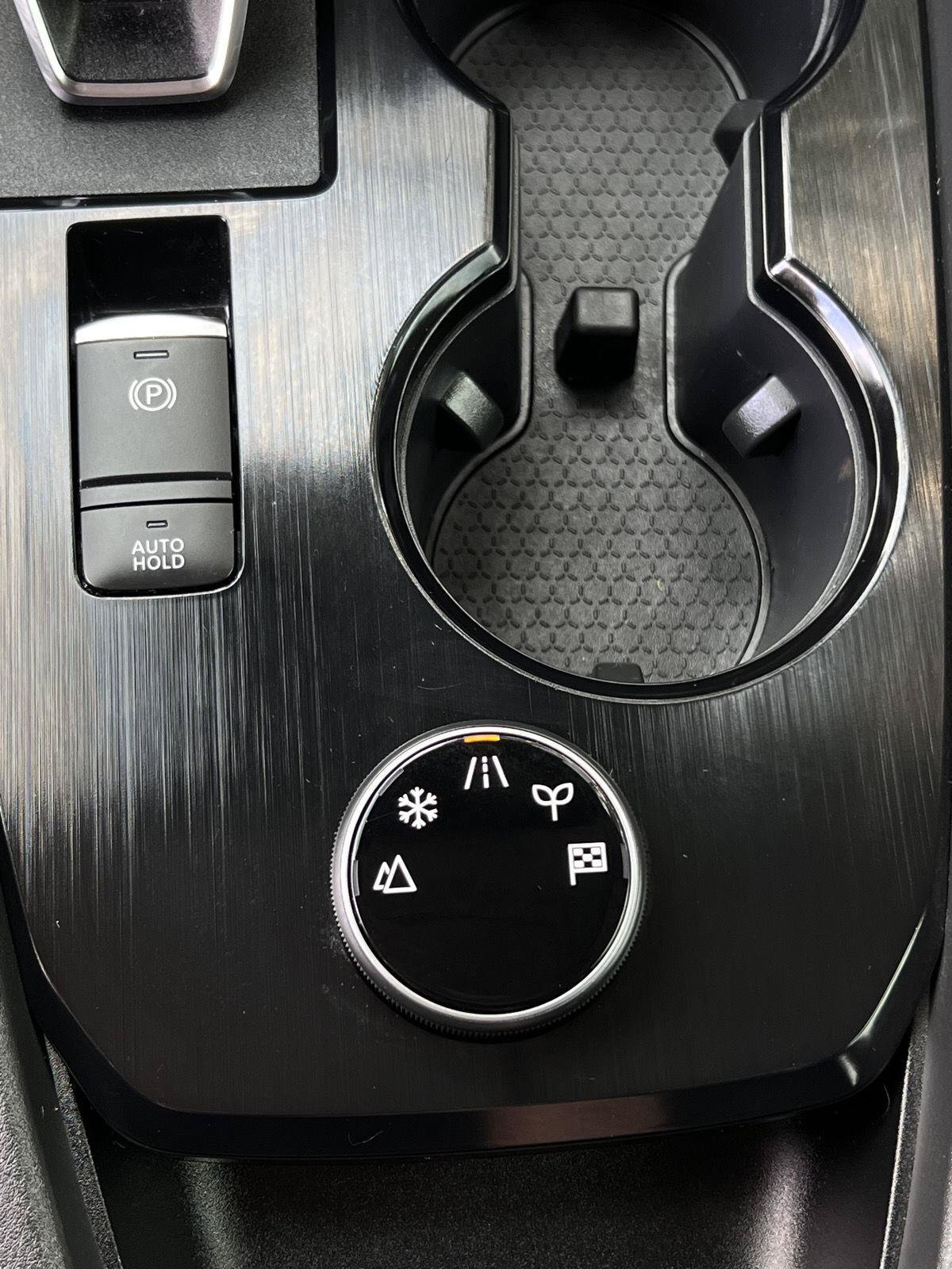 Used 2023 Nissan Rogue SV AWD/4WD image 9