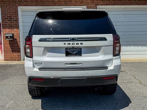 Used 2022 Chevrolet Tahoe Z71 w/ Luxury Package AWD/4WD image 21