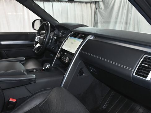 Used 2023 Land Rover Discovery S R-Dynamic image 76