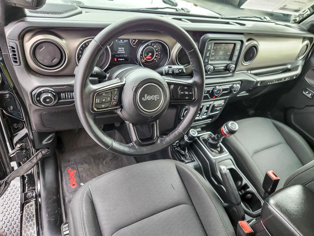 Used 2018 Jeep Wrangler Sport AWD/4WD image 8