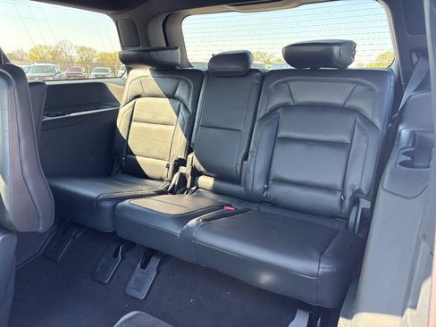 New 2026 Lincoln Navigator Reserve AWD/4WD image 10