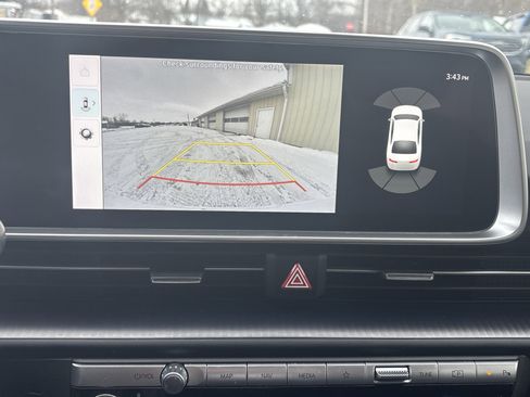 Used 2023 Hyundai Ioniq 6 SE image 19